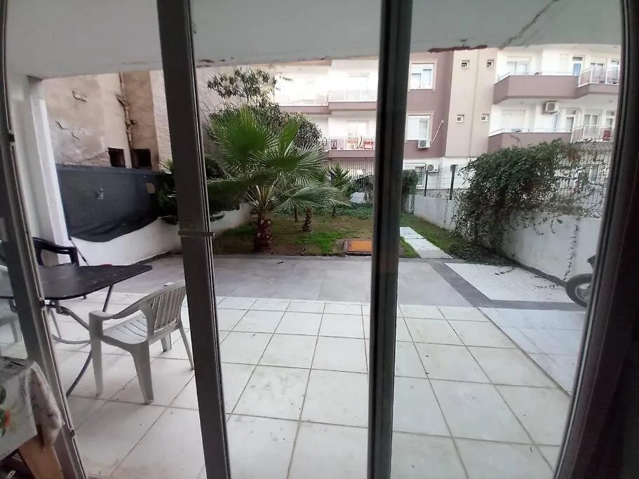 Duplex 2+1 Apt With Garden In City Centre Анталья Апартаменты